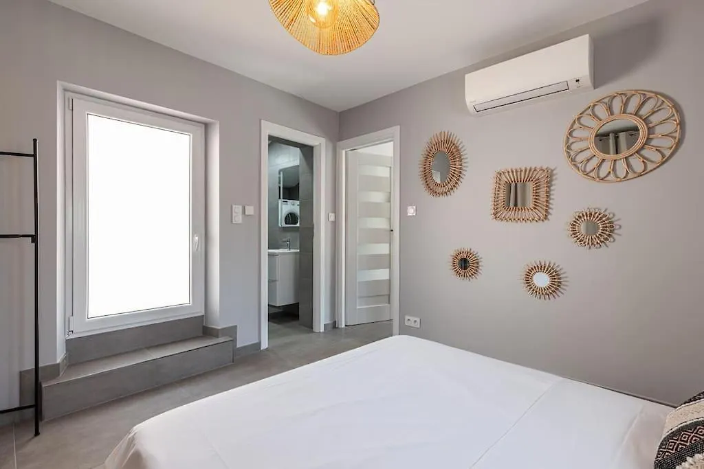Holiday home Maisonnette A 400M De La Plage Villeneuve-Loubet