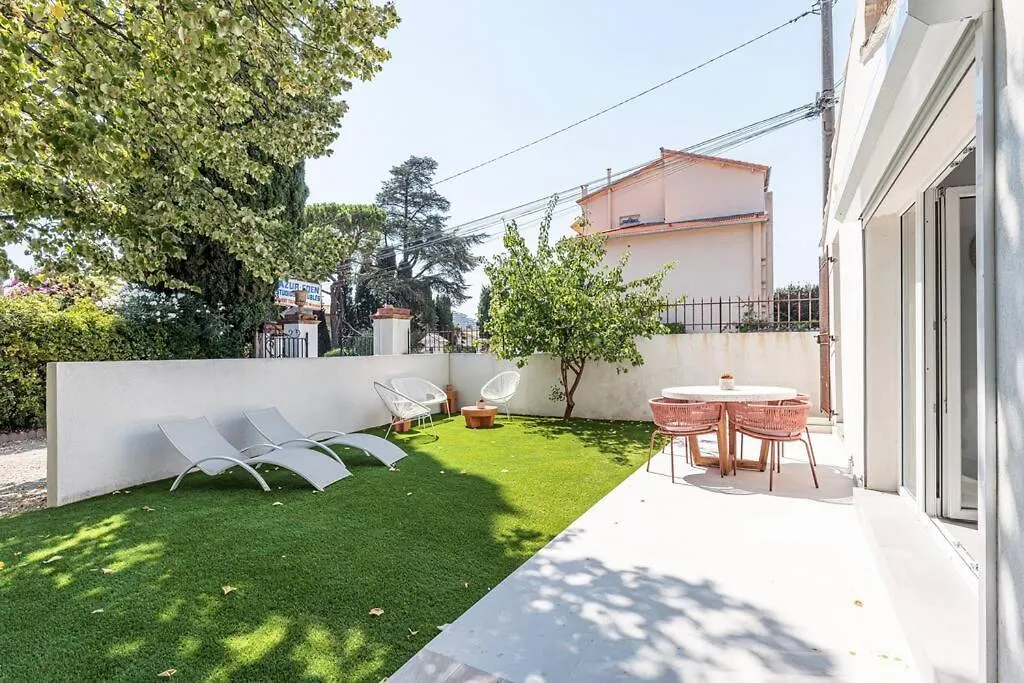 Maisonnette A 400M De La Plage Villeneuve-Loubet 0*,  France